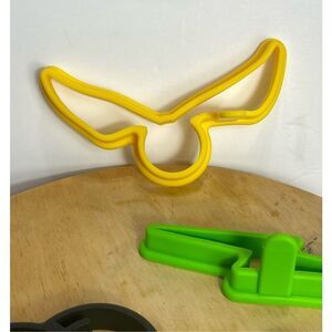 Williams Sonoma Set Of 4 Multicolor Wizarding World Harry Potter Pancake Molds